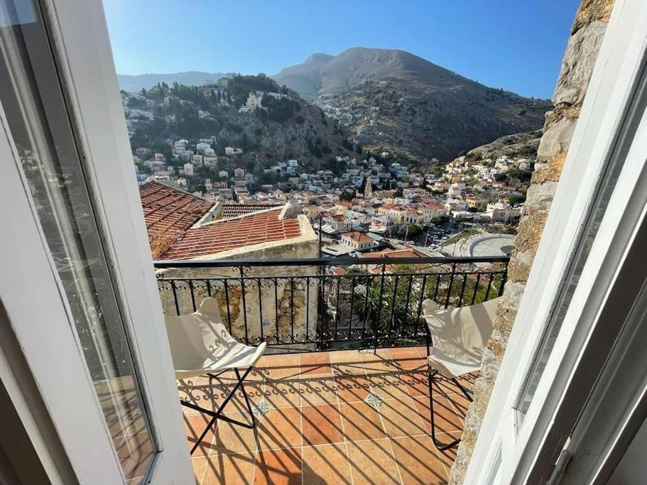 Maison Avec Terrasses Et Vues Symi Exteriör bild